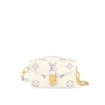 Louis Vuitton Pochette Métis East West M23940