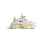 Womens Triple S Sneaker in White