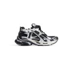 Mens Runner Sneaker in White