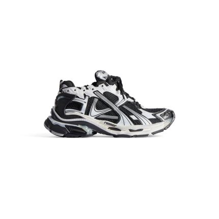 Mens Runner Sneaker in White