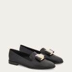 New Vara plate loafer