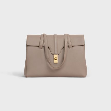 MEDIUM SOFT 16 BAG IN SUPPLE GRAINED CALFSKIN PEBBLE