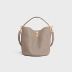 BUCKET 16 BAG IN SUPPLE GRAINED CALFSKIN PEBBLE