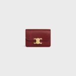 CARD HOLDER WITH FLAP TRIOMPHE IN SHINY CALFSKIN DARK RUBY