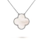 Magic Alhambra pendant