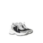 Run 55 Sneaker