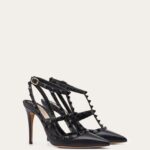 ROCKSTUD ANKLE STRAP PUMP WITH TONAL STUDS 100 MM