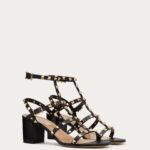ROCKSTUD CALFSKIN ANKLE STRAP SANDAL 60 MM
