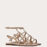 ROCKSTUD FLAT CALFSKIN SANDAL WITH STRAPS