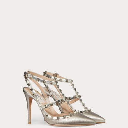 ROCKSTUD METALLIC ANKLE STRAP PUMP 100 MM