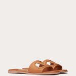 VLOGO CUT-OUT CALFSKIN SLIDE SANDAL