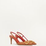VLogo Signature Calfskin Slingback Pump 80mm / 3.15 in.