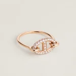 Farandole ring