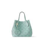 Louis Vuitton Blossom PM M24930